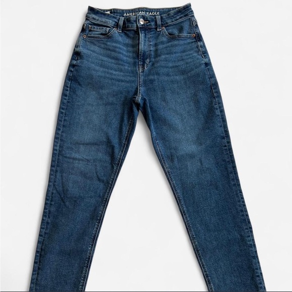 American Eagle Outfitters Women's Blue Mom Jeans size 4 regular - Picture 8 of 8